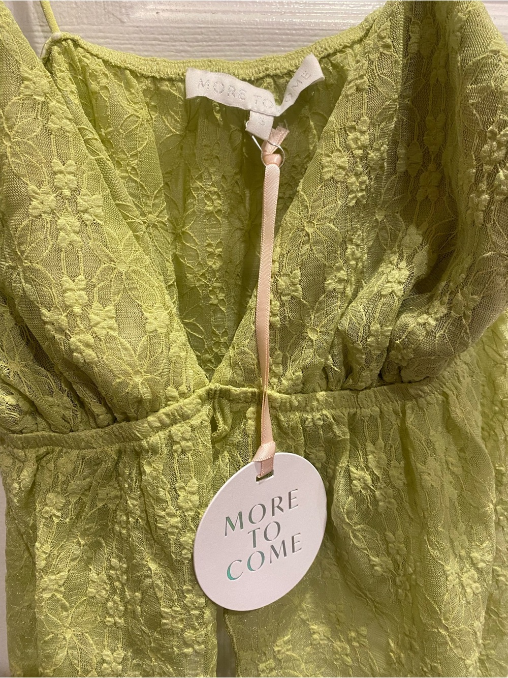Lace V-Neck Spaghetti-Strap Cami in Lime - Picture 2 of 4